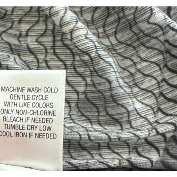 One World Live and Let Live V Neck Chevron Blue Top Polyester Spandex Large - Picture 5 of 6